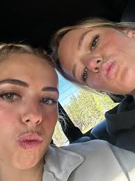 Good morning. I'm looking for a house to rent this week where I can host a  memorial I'm Harare West for 3 days. Please leave contacts in the comment  section.