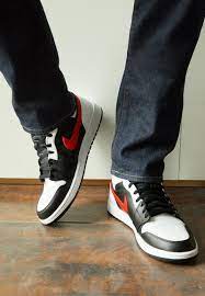 Maybe you would like to learn more about one of these? Jordan Air Jordan 1 Mid Sneaker High Black Chile Red White Weiss Zalando De