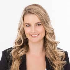 Heather Coons's Instagram, Twitter & Facebook