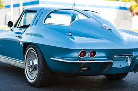 Car Porn: 1963 Chevrolet Corvette Sting Ray - Airows