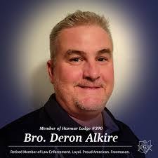 Paul Weglage's Instagram, Twitter & Facebook