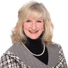 Lisa Weikert's Instagram, Twitter & Facebook