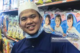 Boek tickets online vanaf nu op 12go! Kedai Serbaneka Milik Ebit Lew Dipecah Masuk