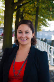 De connectie tussen de familie el kaouakibi en de antwerpse schepen nabilla ait daoud. Nabilla Ait Daoud Nergens Anders Krijgt