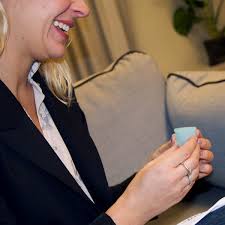 Evelina ist die moderne, umweltfreundliche alternative zu binden und tampons. Anna Testade Evelina Menskopp Belladot