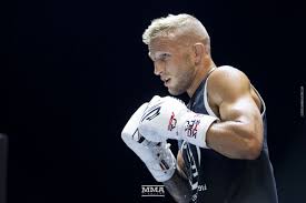 Gervonta davis vs liam walsh full fight hd(1). T J Dillashaw Engages In Twitter Spat With Boxing Champ Gervonta Davis Mma Fighting