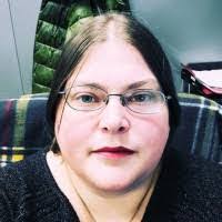 Amy Creasman's Instagram, Twitter & Facebook