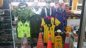 Perdana putra complex is located in precinct 1 and overlooks putrajaya lake, putra mosque and dataran putra. Pertama Complex Custom Made Ppe Shopping