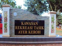 Ayer keroh houses two main industrial areas which are the ayer keroh industrial area and taman tasik utama industrial area. Melaka Negeriku Taman Tasik Ayer Keroh Taman Tasik Ayer Facebook