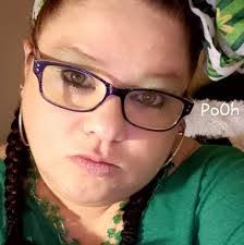 Amy Howdyshell's Instagram, Twitter & Facebook