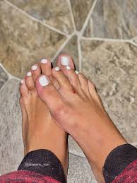 Dee Marie (uDeemarie_soles) - Reddit