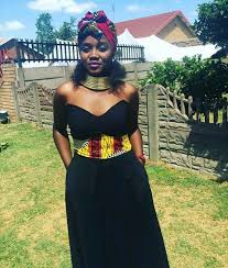 Gorgeous Black Dress With African Accessories For An African Queen Gorgeous Black Dress South African Fashion African Fashion