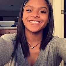 Mackenzie Lett's Instagram, Twitter & Facebook