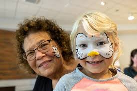 A longtime Labor Day tradition, ArtSplash expands its hours, moving to a  later weekend