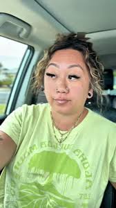 Kristen in Hawaii Cousin