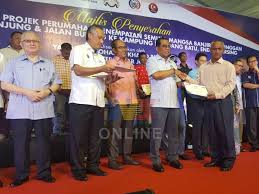 Untuk makluman, pru14 kali ini sangat unik kerana pertembungan terbesar bakal berlaku antara barisan nasional, pakatan harapan, dan gagasan sejahtera. Buletin Tv3 On Twitter Senarai Calon Pru 14 Negeri Johor Belum Muktamad Https T Co Bcltglooc1