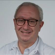 innovation #emergency #department #social #robot #deduco #children #parents  #caregivers #hospital #clown #healthcareinnovation #pediatriccare  #roboticsinhealthcare #humancentereddesign #uzbrussel…