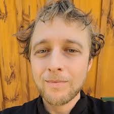 Aaron Lipp's Instagram, Twitter & Facebook