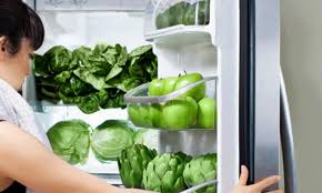A fresh, tasty salad is a great way to get more leafy greens into your diet, whether it's a side at dinner or an impromptu snack when you're rummaging through the fridge, but i've found that bags. 16 Tips To Keep Your Farmer S Greens Fresh At Home