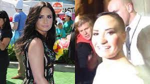 See, rate and share the best demi lovato memes, gifs and funny pics. Demi Lovato Tweets Poot Lovato Meme Teen Vogue