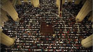 May 13, 2021 · bayram namazı vaktinin yaklaşması ile birlikte vatandaşlara birlikte çınarlıkuyu camii'ne geçen başkan çelik burada bayram namazını kıldı. Il Il Bayram Namazi Saatleri Bayram Namazi Saat Kacta Kilinacak Ntv
