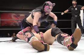 Crotch grabbing wrestling