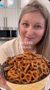 Heidi Nicol (heidinicol12)