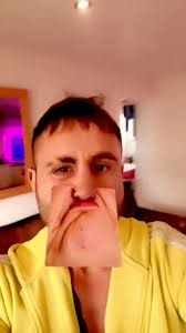 Ed Knowles (@edknowles91)