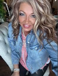 Receiving mystery tee from one24