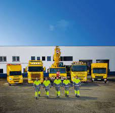 Kann die panne nicht direkt behoben werden, ist bei erfurt und am erfurter kreuz mit unserem abschleppdienst eine schnelle reaktion garantiert. Pannenhilfe Adac Truckservice Investiert In Erweiterte Services Adac Allgemeine Deutsche Automobil Club Fahrzeug Und Trailer Tests Pannenservice News Transport Die Zeitung Fur Den Guterverkehr Lkw Speditionen Fuhrpark Nutzfahrzeuge