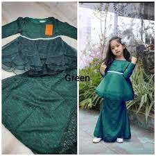 Mengganti warna cat rumah bukan hanya sekedar memperbarui tampilan rumah saja lho, tetapi juga bisa membuat mood lebih tenang dan semangat. Hijau Emerald Baju Kurung Price Promotion Jun 2021 Biggo Malaysia