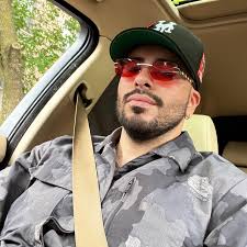 Looking to install carplay, best company/decent option for it, aware it  requires good amount of stripping, also looking to upgrade speakers, 🙃 any  advice appreciated.