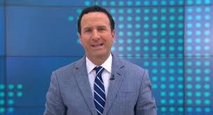 Y es que la trágica noticia las tomó por sorpresa, como a muchos otros, pues se guardaba la esperanza de que el reconocido presentador de rcn se recuperara. Felipe Arias Reaparecio En Noticias Rcn Tras Salir De La Uci Con El Corazon Herido Pero El Alma Mas Fuerte