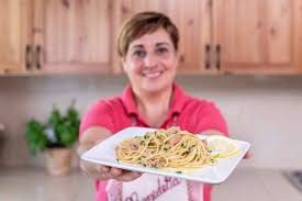 Spaghetti Al Tonno E Limone Fatto In Casa Da Benedetta Rossi Ricetta Cibi E Bevande Pasta Al Tonno Ricette