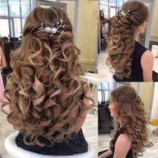Short hair is versatile, and there's no dearth of good hairstyles to flaunt. Pin By Roka On Hairstyle Quince Hairstyles Elegant Wedding Hair Hair Styles