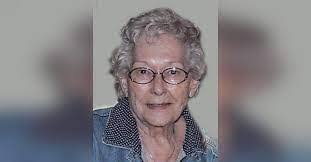 Kari Eggleston's Instagram, Twitter & Facebook