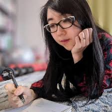 Lucy Liang's Instagram, Twitter & Facebook