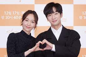 Mar 20, 2020 · his best friends are lee si won (yang hye ji) and lee si eon (shin yun seob). Lee Yoo Young And Lee Sang Yeob Describe The Collaboration For Their Relatable Story In The 2020 Kbs Drama Special Ed7even