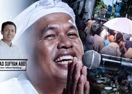 Bersama Istri, Makan Soto Mie Pinggir Jalan Pun Terasa Nikmat