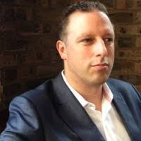 Alan Duval's Instagram, Twitter & Facebook