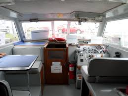 Ideal for fish or trips in family or groups includes fish and snorkel equipment, captain and soft drinks. 30 Ft Cherokee Sportfisherman Boats For Sale Great Lakes Fisherman Trout Salmon Walleye Fishing Forum Lake Michigan Lake Huron Lake Erie Lake Ontario Lake Superior
