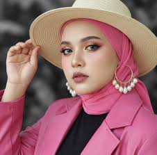 Les comparto este hermoso poema de Benedetti... Feliz y bendecido día! Dios  sea contigo, conmigo, con todos!!