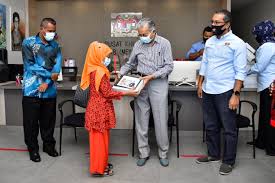 Parim raamatukogud kohas ipoh, peraki osariik. Pagi Ini Di Pusat Khidmat Ahli Dr Mahathir Bin Mohamad Facebook