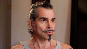 He is an actor and director, known for i cassamortari, raz and the tribe (2018) and litfiba day (2012). Piero Pelu A Sanremo 2020 Con Gigante E Il Nuovo Album Da Solista
