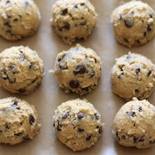 Scoop tablespoon sized balls of cookie dough. How To Freeze Cookie Dough Bake From Frozen Handle The Heat
