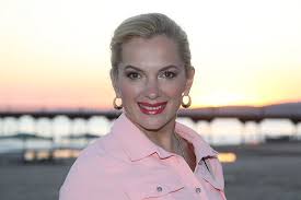 Стоит отметить, что порошина, чтобы вернуть былую фигуру после очередной беременности и приступить к. Afrodita Mariya Poroshina Pokazala Figuru V Kupalnike