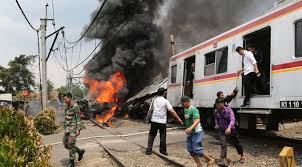 Namun setelah komunikasi dengan tim var, andres cunha kemudian menunjuk titik putih untuk menciptakan momentum bersejarah gol pertama piala dunia. Peristiwa 19 Oktober Tragedi Bintaro Hingga Timor Leste Merdeka Dari Indonesia Okezone Nasional