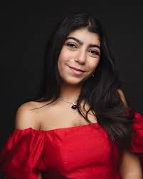 Christine Leclaire's Instagram, Twitter & Facebook