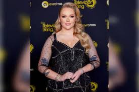 Последние твиты от nikkietutorials (@nikkietutorials). Beauty Youtuber Nikkie Tutorials Comes Out As Transgender In Latest Video Lifestyle Women News Asiaone