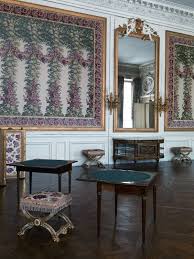Palais De Compiegne Salon Des Jeux De La Reine Etat Restitue 1791 Interieur Ancien Mobilier En Bois Chambre De La Reine
